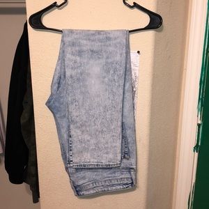 American Eagle Faded Blue Flex Skinny Jeans